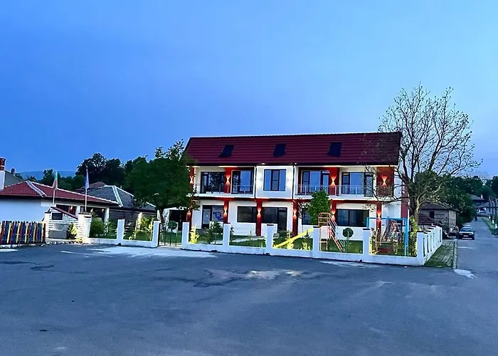 за гости сузи 公寓