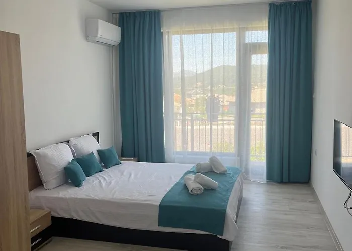 公寓 за гости сузи