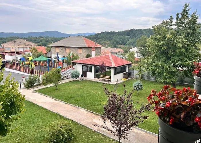 公寓 за гости сузи